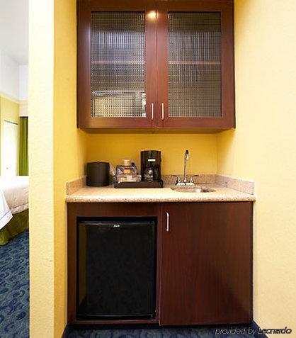 Hotel Springhill By Marriott
